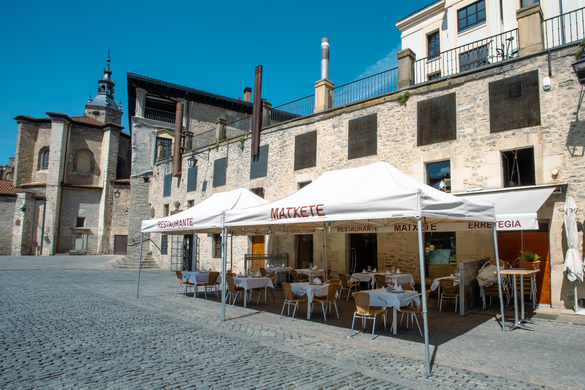 Fachada del Asador Matxete en la Plaza del Matxete